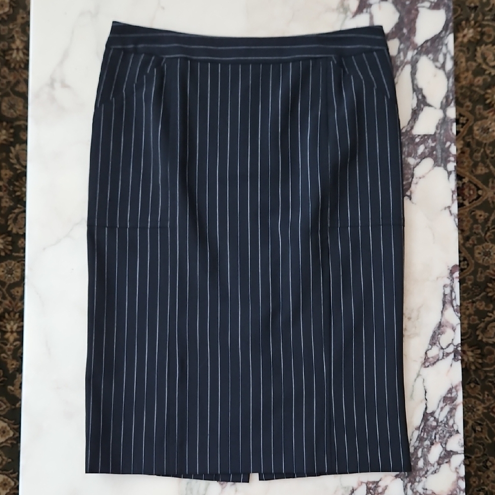 Victoria's Secret BLACK Pinstripe Pencil Skirt